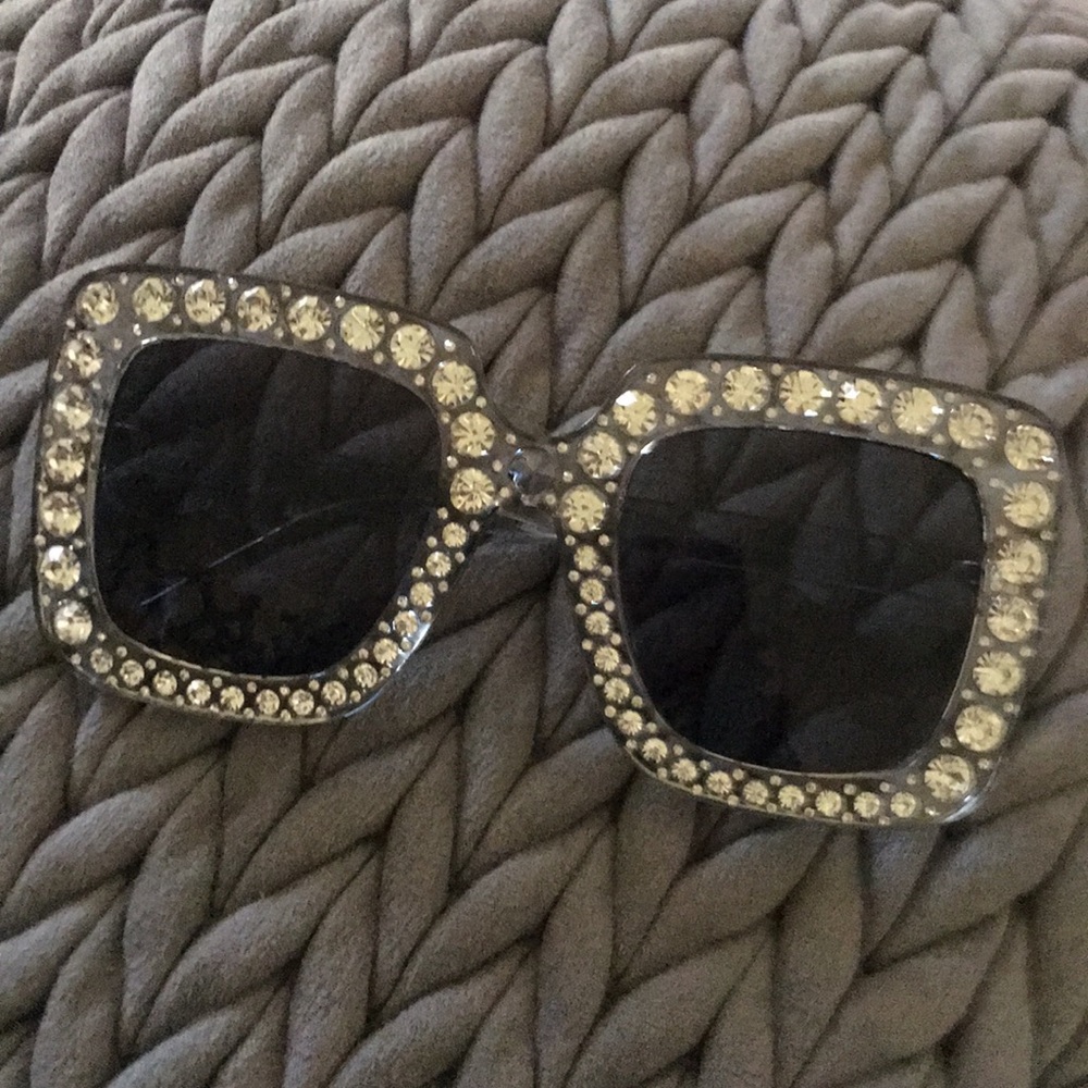 Large frame sunshades